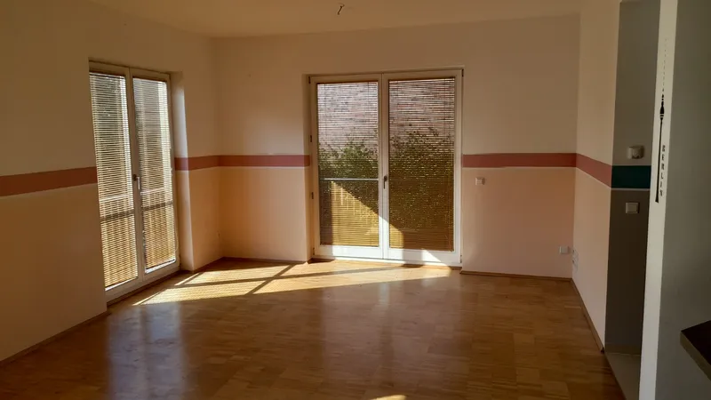 Wohnen mit Charakter: 2-Zimmer-Wohnung in Friedrichshain — photo 1